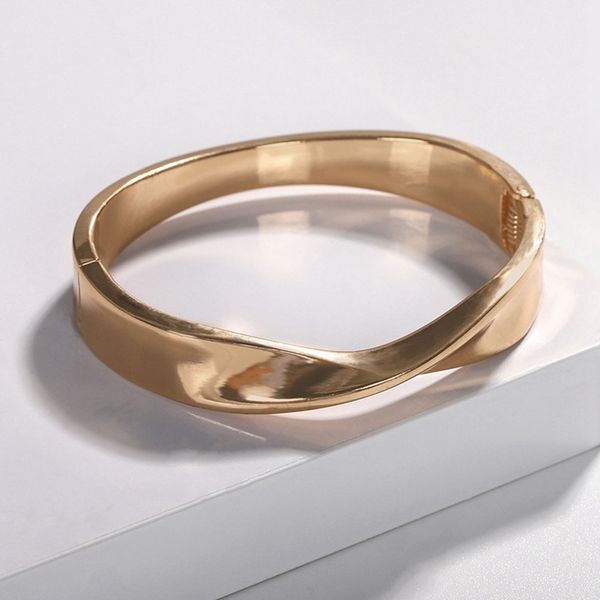 fashion metal alloy switch bracelet simple rotating bracelet clothing with jewelry, Black
fashion metal alloy switch bracelet simple rotating bracelet clothing with jewelry, Black