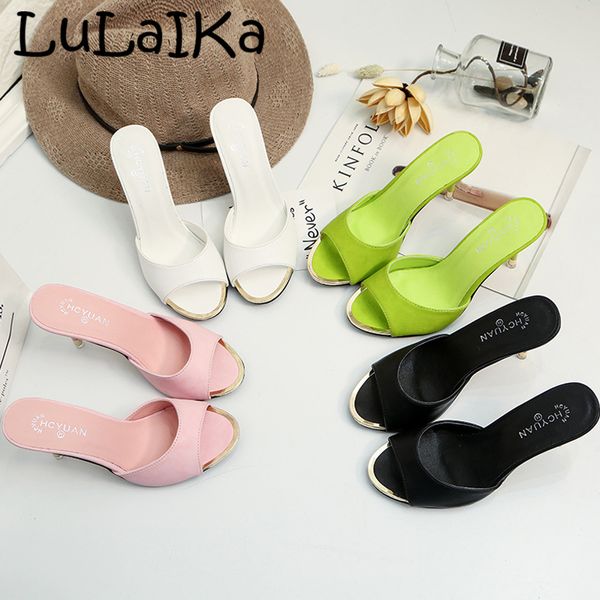 2019 summer women's korean version of high-heeled sand drag fashion fish mouth open toe shoes wild fine with casualslippers, Black
2019 summer women's korean version of high-heeled sand drag fashion fish mouth open toe shoes wild fine with casualslippers, Black