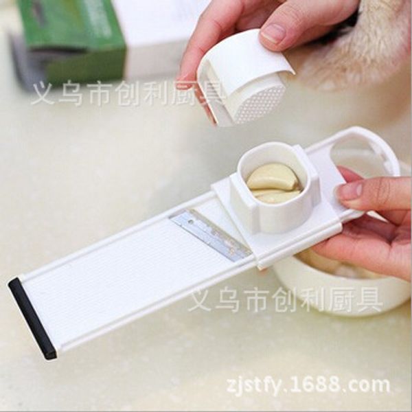 spot supplies color boxed more function white board garlic pounder cut onion organ section organ garlic cutter
spot supplies color boxed more function white board garlic pounder cut onion organ section organ garlic cutter