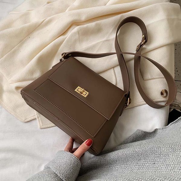 2019 new casual fashion ladies bag solid leather shoulder bag women with lock
2019 new casual fashion ladies bag solid leather shoulder bag women with lock