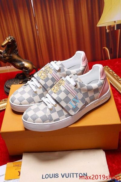new 2010 guan men dress shoes boots loafers drivers buckles sneakers sandals 
new 2010 guan men dress shoes boots loafers drivers buckles sneakers sandals