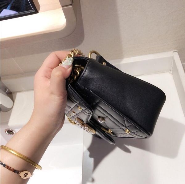 3 цвета 2020 уникальная жемчужина женской моды молния вышивка сумка с любовью одно плечо крайней плоти 
3 цвета 2020 уникальная жемчужина женской моды молния вышивка сумка с любовью одно плечо крайней плоти