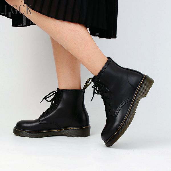 plus size 34-43 genuine leather women shoes new boots lace up round toe ankle boots short plush winter bota mujer fashion, Black
plus size 34-43 genuine leather women shoes new boots lace up round toe ankle boots short plush winter bota mujer fashion, Black