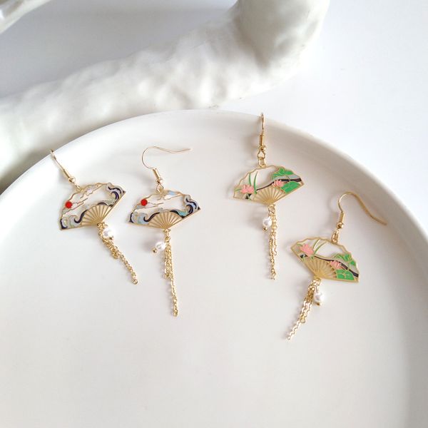 hollow cherry blossom cloud chinese wind lotus leaf fan earring creative beauty tassel pearl gift ear clip, Golden;silver
hollow cherry blossom cloud chinese wind lotus leaf fan earring creative beauty tassel pearl gift ear clip, Golden;silver