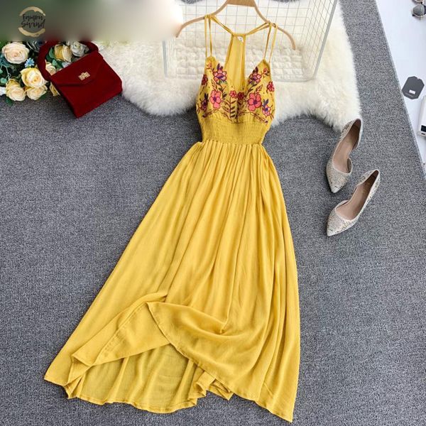 bohemia holiday embroidery flowers v collar beach dress high back slim waist ladies boho summer vestidos, Black;gray
bohemia holiday embroidery flowers v collar beach dress high back slim waist ladies boho summer vestidos, Black;gray