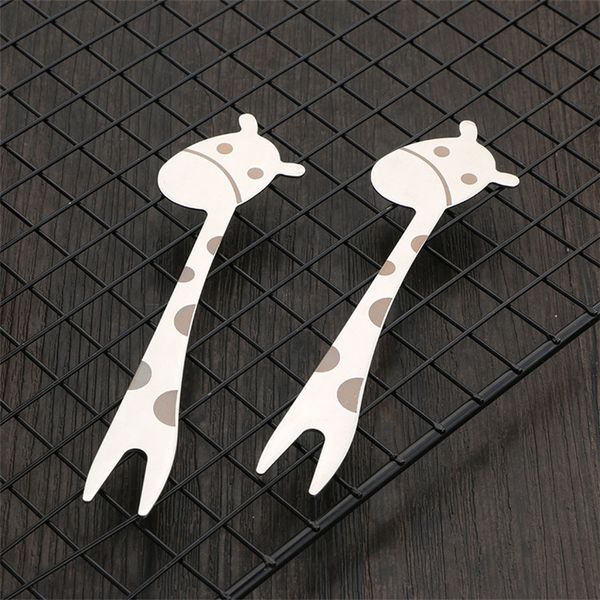 giraffe fruit fork party cute baby fork food grade glossy 304 silverware stainless steel fork animal
giraffe fruit fork party cute baby fork food grade glossy 304 silverware stainless steel fork animal