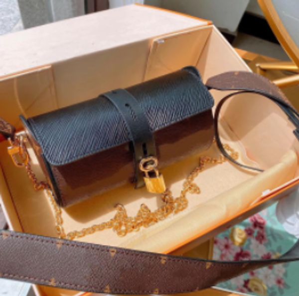 designer luxury handbags purses glasses crossbody woman brand bags case pen shoulder bags neverfull chain bag with box
designer luxury handbags purses glasses crossbody woman brand bags case pen shoulder bags neverfull chain bag with box