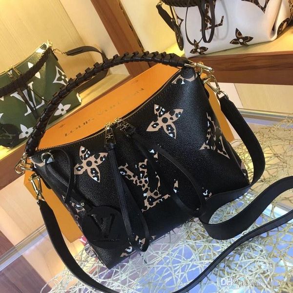 new styles fashion bags ladies handbags design bags women tote bag luxurys bags single shoulder bag backpack wallet purse 1717
new styles fashion bags ladies handbags design bags women tote bag luxurys bags single shoulder bag backpack wallet purse 1717