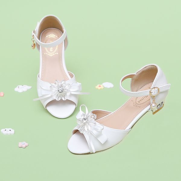 sweet white open toe girl's sandals straight line princess bow dance host korean crystal flower children's shoes new, Black;red
sweet white open toe girl's sandals straight line princess bow dance host korean crystal flower children's shoes new, Black;red