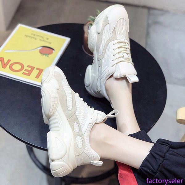 2019 paris triple-s 17fw crystal bottom green dad shoes platform triple s sneakers for mens womens vintage kanye old grandpa trainer
2019 paris triple-s 17fw crystal bottom green dad shoes platform triple s sneakers for mens womens vintage kanye old grandpa trainer