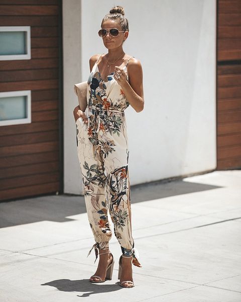 women tunic floral print long rompers pockets v neck spaghetti strap overalls backless plus size jumpsuit, Black;white
women tunic floral print long rompers pockets v neck spaghetti strap overalls backless plus size jumpsuit, Black;white