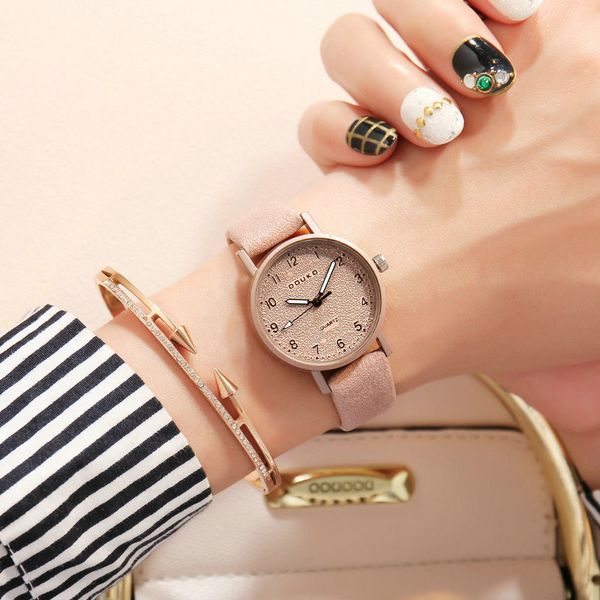 2020 women watches fashion casual ladies watch for women simple leather strap quartz wrist watches female clock, Slivery;brown
2020 women watches fashion casual ladies watch for women simple leather strap quartz wrist watches female clock, Slivery;brown