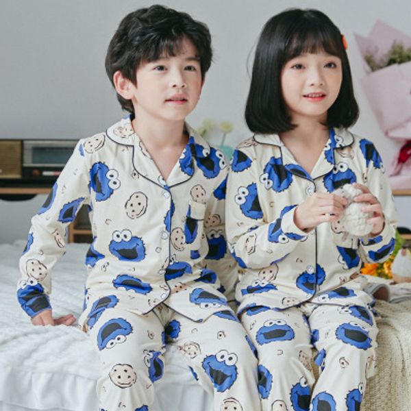 new selectable cartoon pajamas cotton spring and autumn girls big kid girl's baby cardigan tracksuit air conditioning, Blue;red
new selectable cartoon pajamas cotton spring and autumn girls big kid girl's baby cardigan tracksuit air conditioning, Blue;red