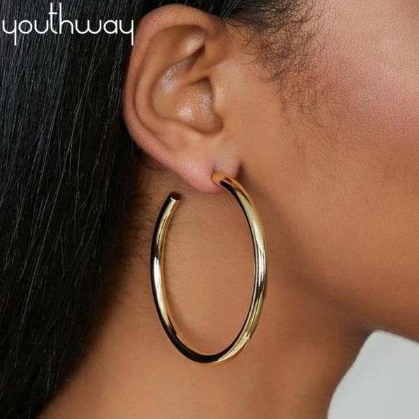 55mm large hoop earrings minimalist lightweight chunky open gold color brass smooth circles hoop statement earrings for women, Golden;silver
55mm large hoop earrings minimalist lightweight chunky open gold color brass smooth circles hoop statement earrings for women, Golden;silver