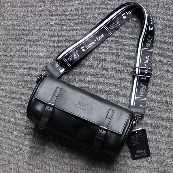2020 new bucket handbag new fashion hip-hop drum cylindrical bag man shoulder man messenger bag wild tide
2020 new bucket handbag new fashion hip-hop drum cylindrical bag man shoulder man messenger bag wild tide