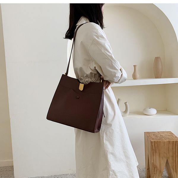 vintage big tote bag 2019 fashion new pu leather women's handbag high capacity shoulder messenger bag
vintage big tote bag 2019 fashion new pu leather women's handbag high capacity shoulder messenger bag
