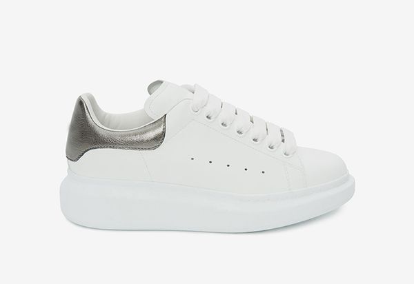 2019 season designer shoe fashion luxury women shoes men leather lace up platform oversized sole sneakers white black casual shoes with box
2019 season designer shoe fashion luxury women shoes men leather lace up platform oversized sole sneakers white black casual shoes with box