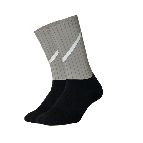 new reflective running socks professional high tech fiber men women bicycle cycling socks anti slip hiking climbing sport, Black
new reflective running socks professional high tech fiber men women bicycle cycling socks anti slip hiking climbing sport, Black