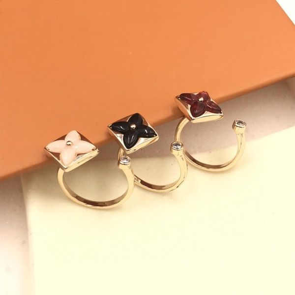 classic four-leaf flower three-color optional fashion personality designer ring luxury designer jewelry women ring, Golden;silver
classic four-leaf flower three-color optional fashion personality designer ring luxury designer jewelry women ring, Golden;silver