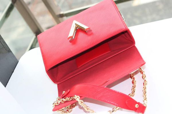 2018 new brand designer handbag high quality ladies shoulder bag metal accessories wallet fashion messenger bag
2018 new brand designer handbag high quality ladies shoulder bag metal accessories wallet fashion messenger bag