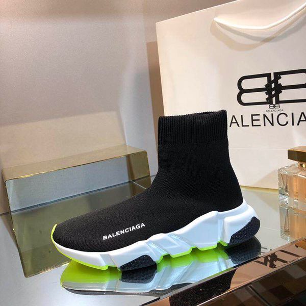 2020 new f3high-quality women's casual sports shoes socks shoes couple models, fashionable wild flat shoes, box number 38-45
2020 new f3high-quality women's casual sports shoes socks shoes couple models, fashionable wild flat shoes, box number 38-45