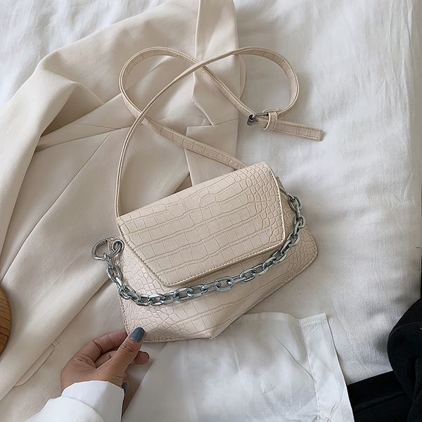 pu leather handbag women 2020 alligator pattern chest crossbody messenger bag lady irregular irregular geometric phone purses
pu leather handbag women 2020 alligator pattern chest crossbody messenger bag lady irregular irregular geometric phone purses