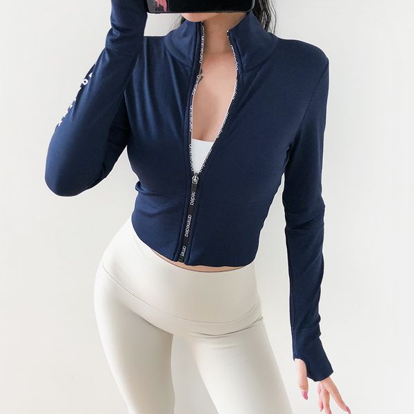 naked-feel fabric fitness sport yoga crop jacket women full zipper slim fit workout gym coat with pockehumb hole, White;red
naked-feel fabric fitness sport yoga crop jacket women full zipper slim fit workout gym coat with pockehumb hole, White;red