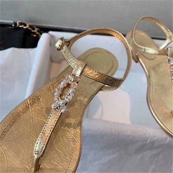 2020 summer female sandals fashion lace up flat sandal non-slip wild cute beads flower casual band ladies shoes 35-43#706, Black
2020 summer female sandals fashion lace up flat sandal non-slip wild cute beads flower casual band ladies shoes 35-43#706, Black