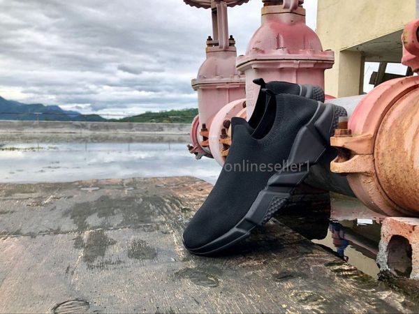stylish low high sock shoes for men women discount popular triple black grey white red colorful women mens casual shoes with box
stylish low high sock shoes for men women discount popular triple black grey white red colorful women mens casual shoes with box
