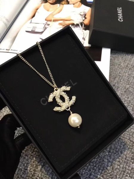 pendant lady fashion necklace classic letters pearl necklace party gift charm length 50cm, Silver
pendant lady fashion necklace classic letters pearl necklace party gift charm length 50cm, Silver