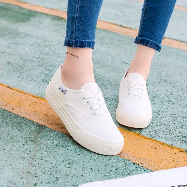 2019 spring&fall women's flat shoes casuals bottom of the thick increased breathable canvas shoes white lace-up eur35-40, Black
2019 spring&fall women's flat shoes casuals bottom of the thick increased breathable canvas shoes white lace-up eur35-40, Black