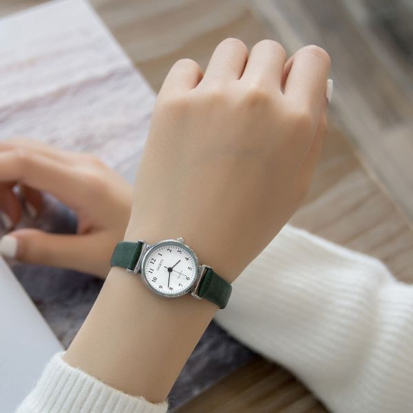 exquisite small simple women dress watches retro leather female clock brand women's fashion mini design wristwatches clock, Slivery;brown
exquisite small simple women dress watches retro leather female clock brand women's fashion mini design wristwatches clock, Slivery;brown