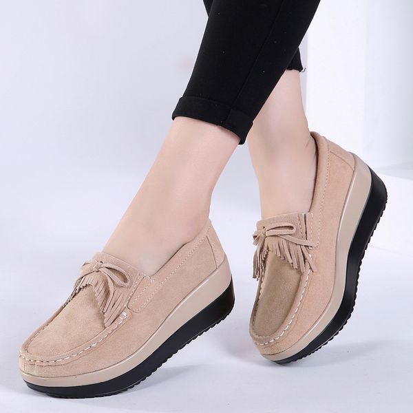large size thickness rocking shoes spring new products women's casual shoes tassels sweet women's platform extra high breathable, Black
large size thickness rocking shoes spring new products women's casual shoes tassels sweet women's platform extra high breathable, Black
