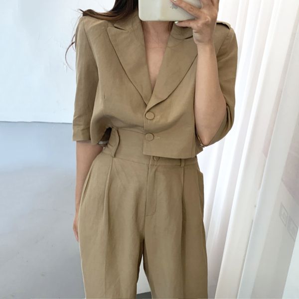 retro lapel suit two piece set two buckle short suit jacket + high waist loose wide leg trousers casual pants women my241, White;black
retro lapel suit two piece set two buckle short suit jacket + high waist loose wide leg trousers casual pants women my241, White;black