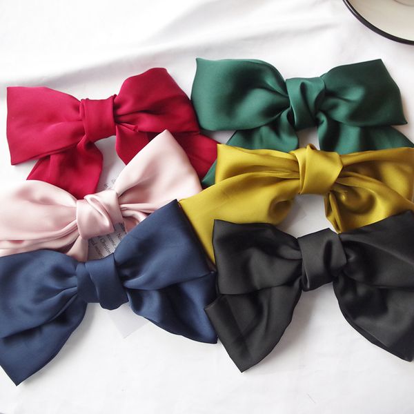 2020 new girls cute bowknot design hair pin solid color simple fahion hair accessories, Slivery;white
2020 new girls cute bowknot design hair pin solid color simple fahion hair accessories, Slivery;white