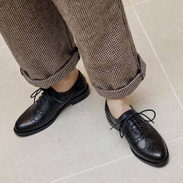 sarairis new arrivals 2020 lace up concise shoes woman flats genuine cow leather casual flats lady shoes women, Black
sarairis new arrivals 2020 lace up concise shoes woman flats genuine cow leather casual flats lady shoes women, Black