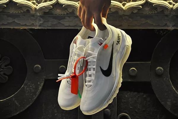 2019 cla ic wild ca ual hoe fa hion breathable women outdoor hoe 97 max men port running hoe neaker with box ale
2019 cla ic wild ca ual hoe fa hion breathable women outdoor hoe 97 max men port running hoe neaker with box ale