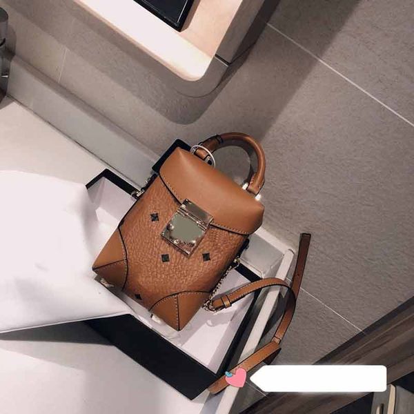 designer luxury handbag purse shoulder crossbody bag 2020 new style ladies purses bag women fashion bags
designer luxury handbag purse shoulder crossbody bag 2020 new style ladies purses bag women fashion bags