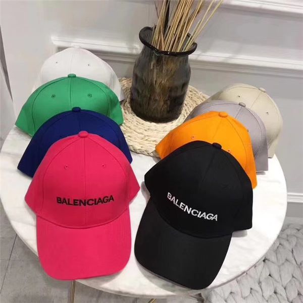 2019 Luxury designer winter hat embroidery brand hat fashion men and women adjustable baseball caps wholesale
2019 Luxury designer winter hat embroidery brand hat fashion men and women adjustable baseball caps wholesale