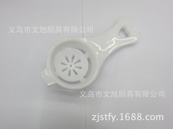 kitchen tool pure white egg white separation organ protein yolk separation scoop colander part the egg
kitchen tool pure white egg white separation organ protein yolk separation scoop colander part the egg