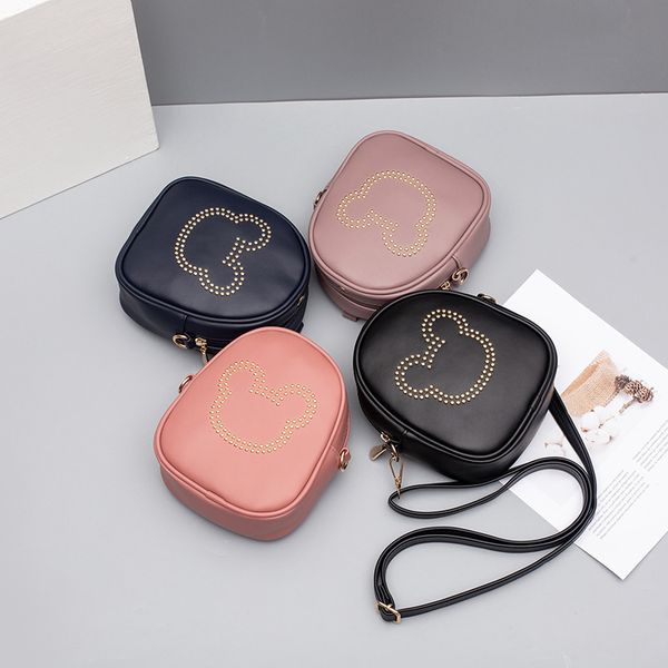 pu crossbody сумки для женщин мобильный телефон сумка симпатичный мультфильм медведь мини посланника мешки плеча crossbody женский заклепки
pu crossbody сумки для женщин мобильный телефон сумка симпатичный мультфильм медведь мини посланника мешки плеча crossbody женский заклепки