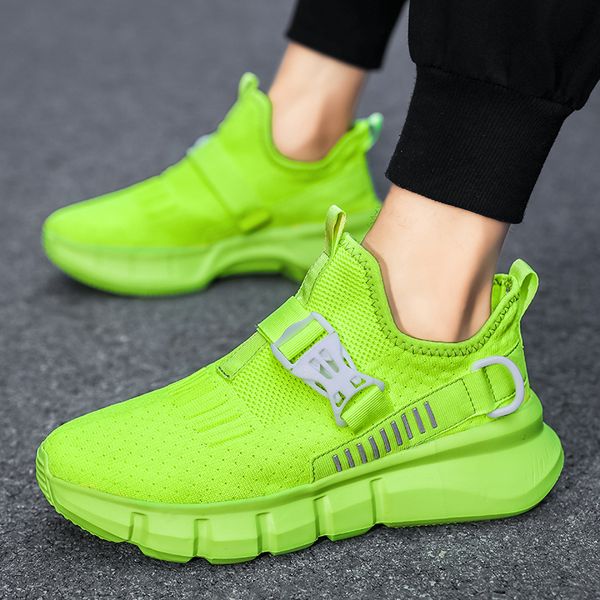 men sports running shoes women outdoor walking flats couple sneakers men flying woven trainers slip on comfortable sneakers
men sports running shoes women outdoor walking flats couple sneakers men flying woven trainers slip on comfortable sneakers