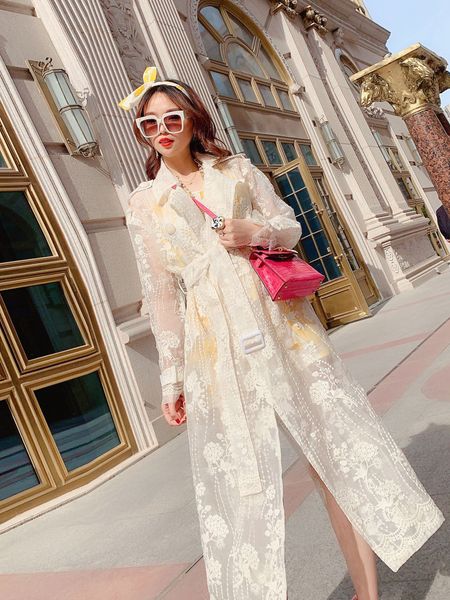 long lace breathable women trench coat casual solid color thin section sunscreen clothing loose with belt temperament, Tan;black
long lace breathable women trench coat casual solid color thin section sunscreen clothing loose with belt temperament, Tan;black