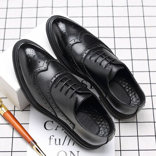 england designer mens luxury fashion banquet prom dresses soft leather bullock shoes carved brogue shoe gentlemen sneaker zapato, Black
england designer mens luxury fashion banquet prom dresses soft leather bullock shoes carved brogue shoe gentlemen sneaker zapato, Black