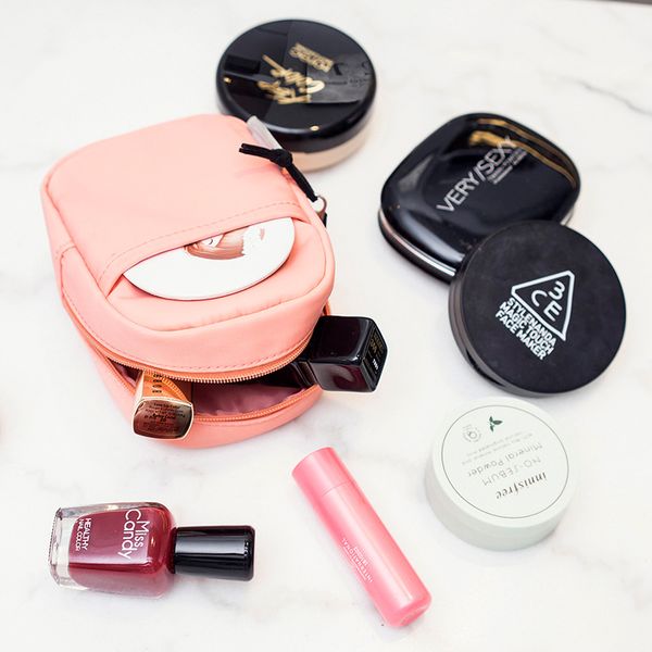 2020 new women's cosmetic bag portable simple cosmetic bag korean fashion ladies storage
2020 new women's cosmetic bag portable simple cosmetic bag korean fashion ladies storage