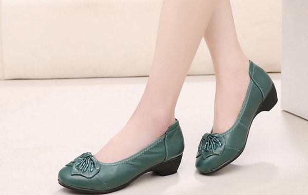 2020 women's shoes in spring and autumn with new style slope heel round head bowknot@9129, Black
2020 women's shoes in spring and autumn with new style slope heel round head bowknot@9129, Black