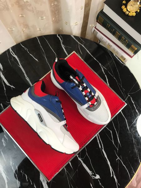 2020 new vv6 ladies fashion sneakers outdoor sneakers couple models daily casual breathable sneakers belt box
2020 new vv6 ladies fashion sneakers outdoor sneakers couple models daily casual breathable sneakers belt box
