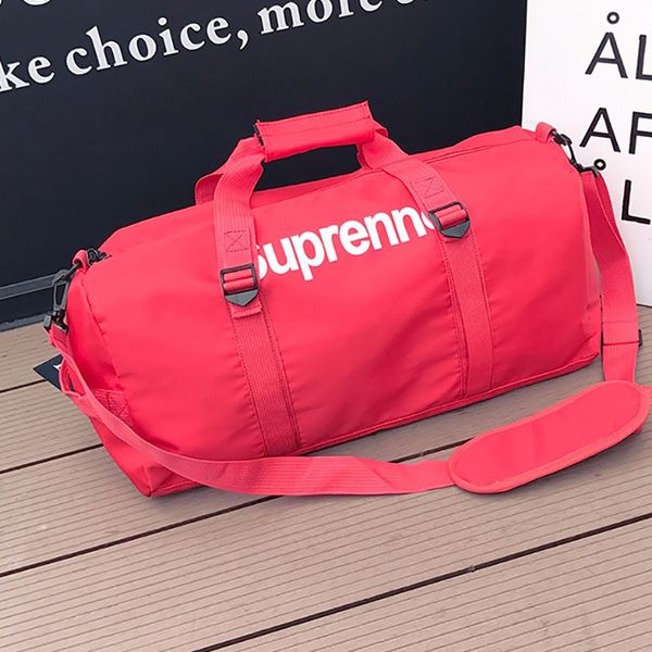 new fashion fitness bag men and women leisure sports bag portable large capacity waterproof line
new fashion fitness bag men and women leisure sports bag portable large capacity waterproof line