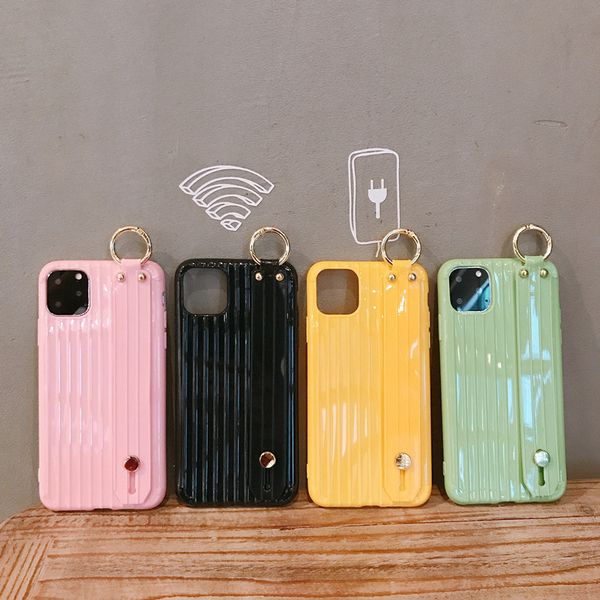 one piece luxury phone case for iphone 7 8plus xr 11promax fashion pure color suitcase designer phone case back cover with wristband
one piece luxury phone case for iphone 7 8plus xr 11promax fashion pure color suitcase designer phone case back cover with wristband