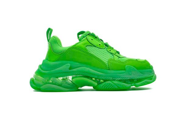 with bag) 2019 original green triple-s sneakers air cushion shoes men women running shoes tennis sports shoes size 36-45
with bag) 2019 original green triple-s sneakers air cushion shoes men women running shoes tennis sports shoes size 36-45